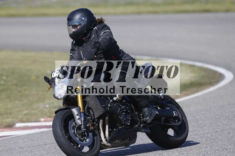 /01 02.04.2026 MAZ ADR/Gruppe gelb Gruppe gruen/75